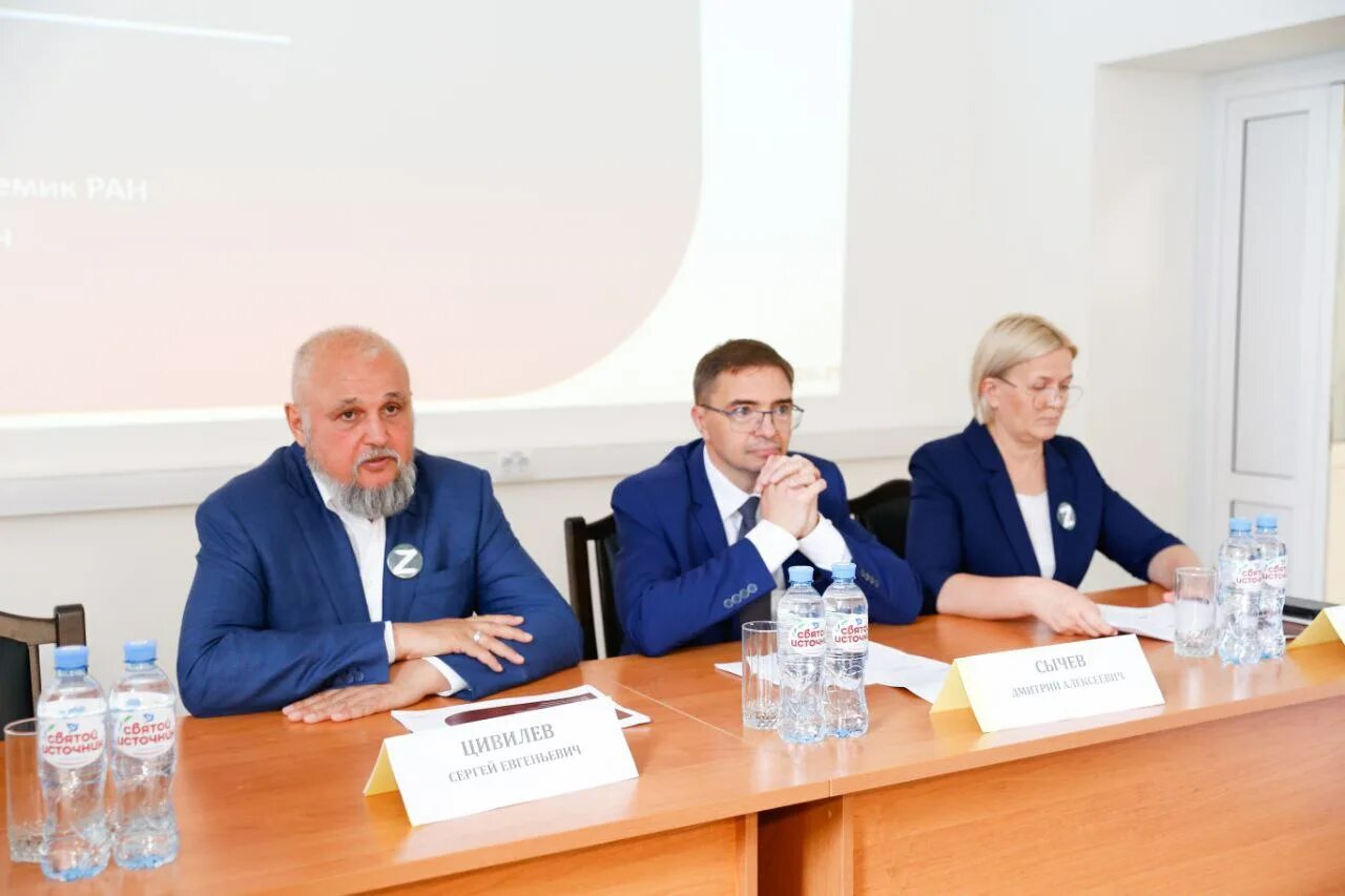 Цивилев в правительство. Цивилев в правительство. Глава кузбасса цивилев. Кемеровская область с цивилевым. Вместо цивилева.
