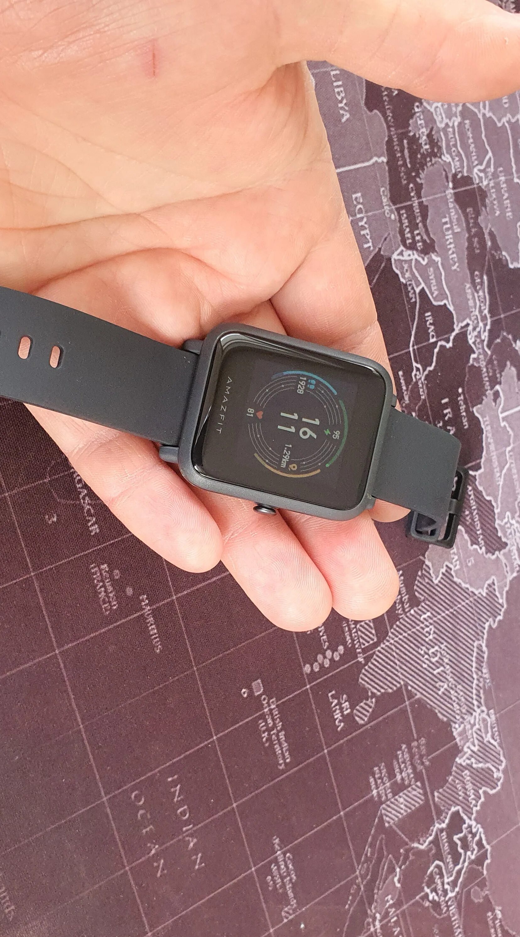 Amazfit Bip 3 s. Xiaomi Amazfit Bip u. Zepp Amazfit Bip 2. Стекло для Amazfit Bip s.