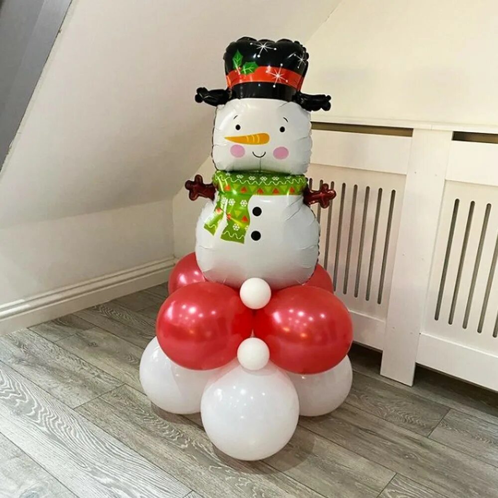 Снеговик шаров. Шар Снеговик. Снеговик из шаров. Снеговик в шаре. Снеговик из шаров фигурка.