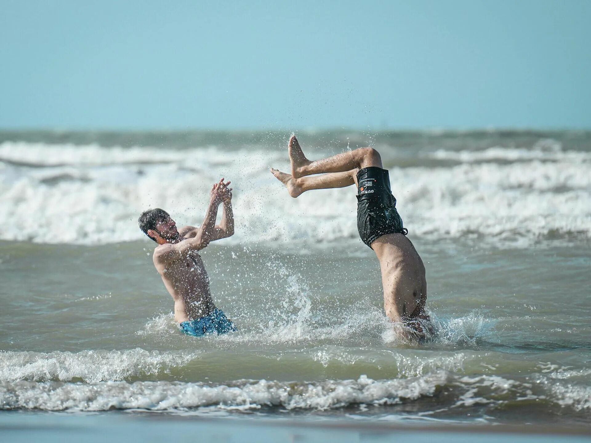 Прохладное лето в москве. Плюсики пришли погода жара. Как долго продлится жара. Жара в москве. Жара июль.