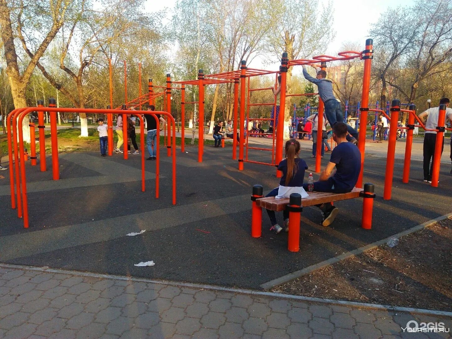 Площадка площадь. Спортплощадка, воркаут, железногорск. хабаровск фурманова спортплощадка воркаут. площадка воркаут смоленск. воркаут апрелевка спортплощадка.