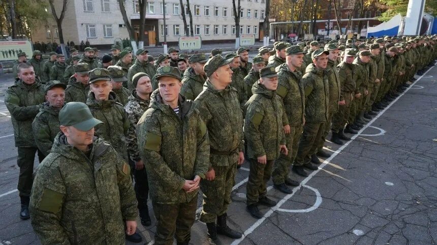 Военный призыв. Солдаты мобилизация. Минобороны мобилизация. Призыв на военную службу. Россия завершает военные