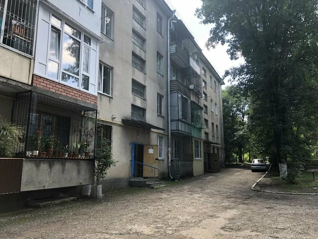 Ессентуки ул пушкина. Ночной полет минеральные воды. Санаторий виктория ессентуки территория. Лермонтова 52 ессентуки. Ессентуки 022.