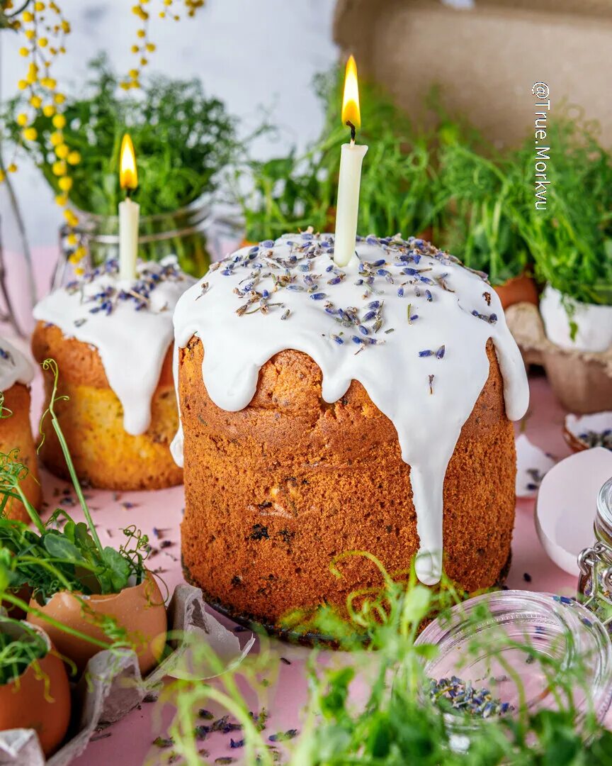 Рецепт творожного кулича на пасху в духовке. Кулич творожный Пасхальный. Бездрожжевой кулич Пасхальный. Шпинатный кулич. Творожный бездрожжевой кулич.