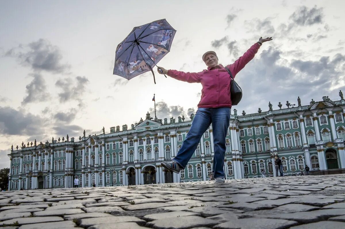 Цитаты про санкт-петербург. Петербург это по любви. В питере жить творить. Едем в питер. В питере жить творить любить.