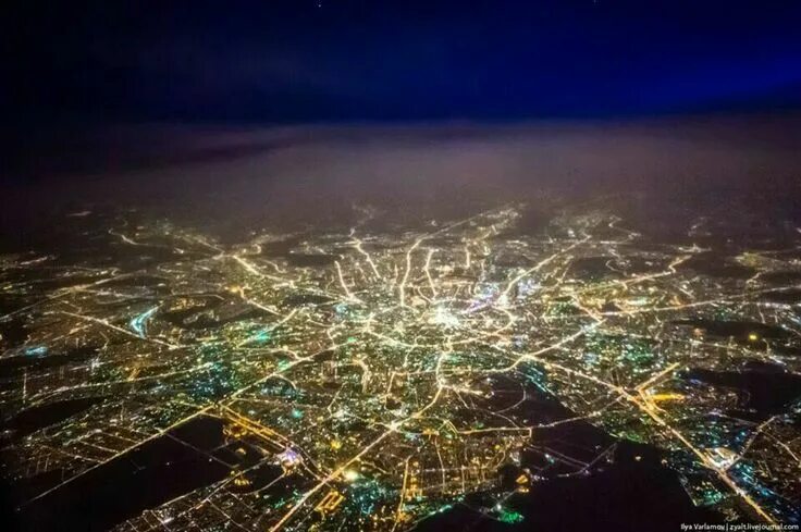 Как выглядит город сверху Космический город на Волге: как фантастически выглядит Самара с высоты