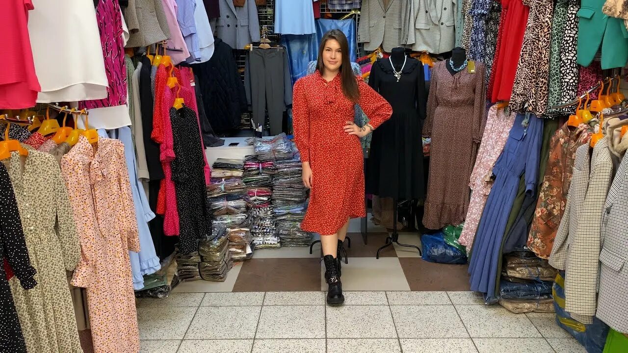 Садовод видео одежда. Садовод павильоны с одеждой. Рынок садовод женская одежда. Садовод платья молодежка. Рынок одежды.