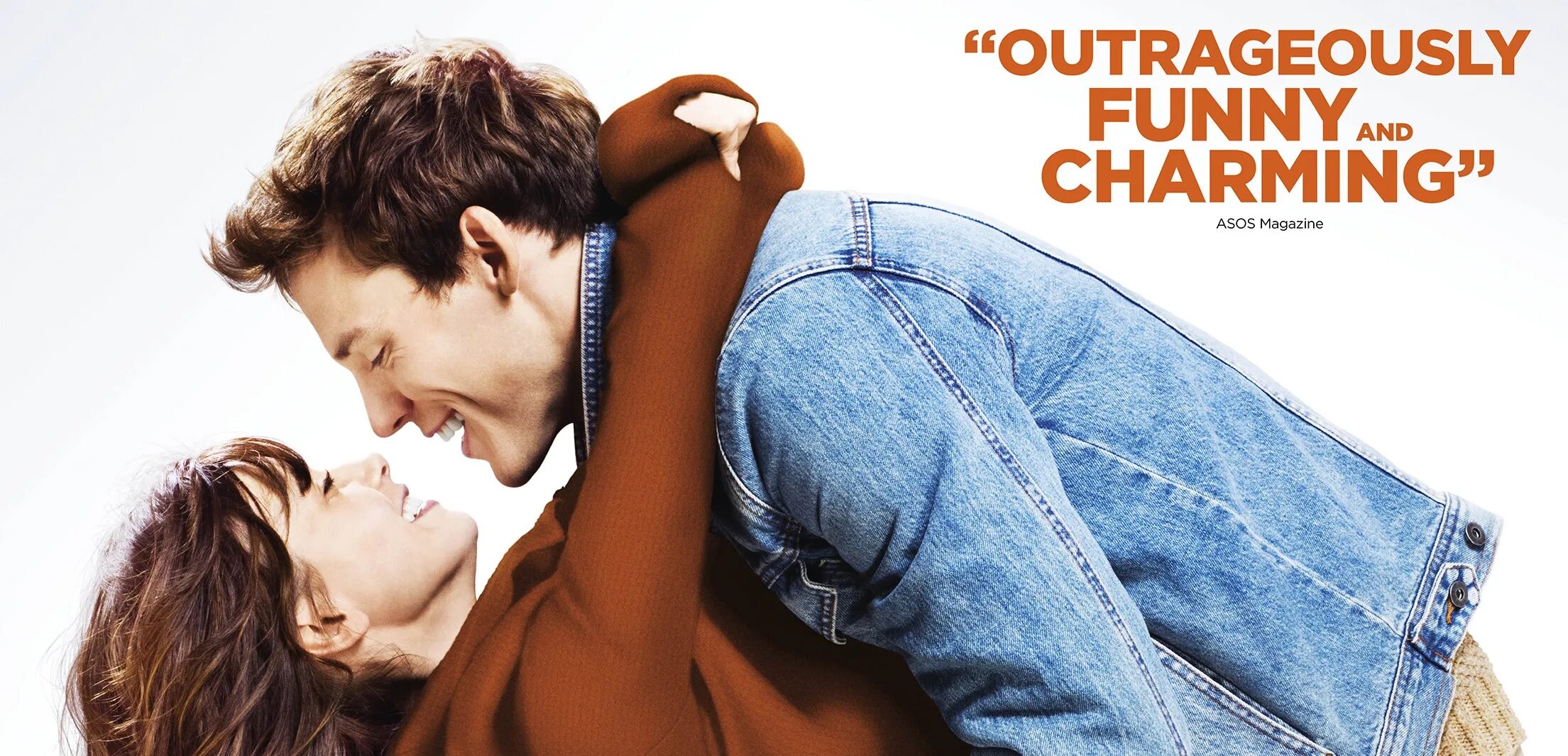 парные футболки. мило вентимилья и алексис бледел. парные семейные футболки. свитеры love moschino свитер. Love moschino logo.