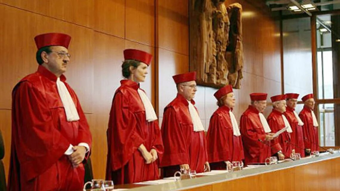 Федеральный суд германии. Суд Германии. Конституционный суд Германии. Федеральный Конституционный суд Германии. Верховный суд Германии.