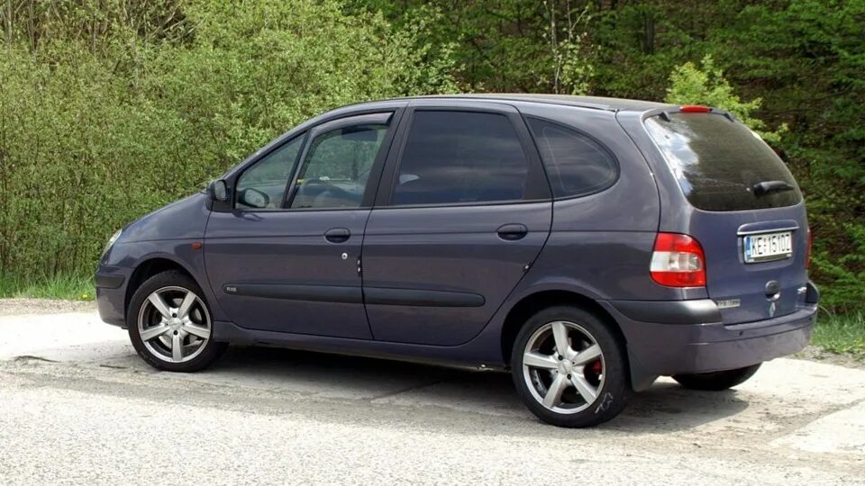 Сценик 1 рестайлинг диски. Рено сценик 1. рено сценик 1 рестайлинг. renault scenic 1 рестайлинг. renault scenic 1999-2003.