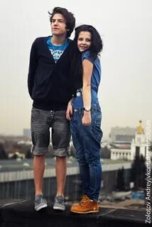 Роме девушку