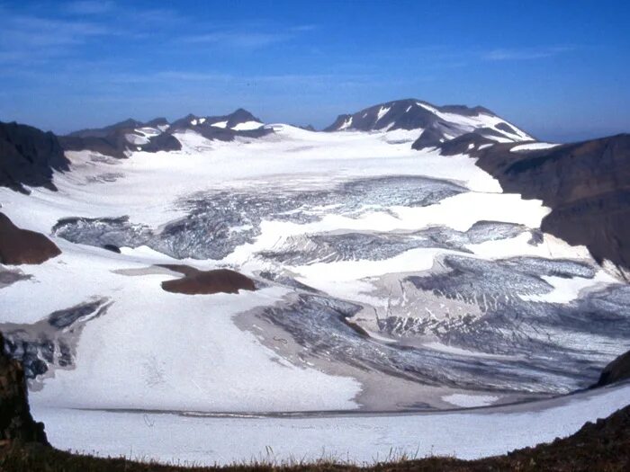 Ледник богдановича камчатка. Крупнейший ледник камчатки. Ледники кроноцкого полуострова. Крупнейший ледник камчатки. Крупнейший ледник камчатки.