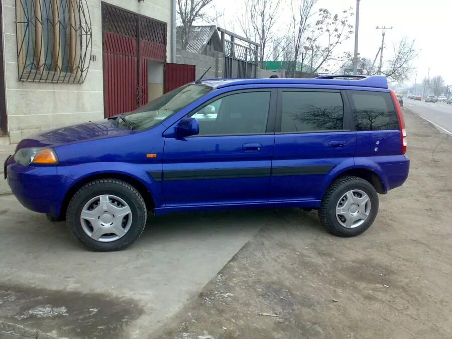 Honda HR-V 2001. Хонда HR V 2001. Хонда НРВ 2001 года. Honda HR-V 2001 салатового света.