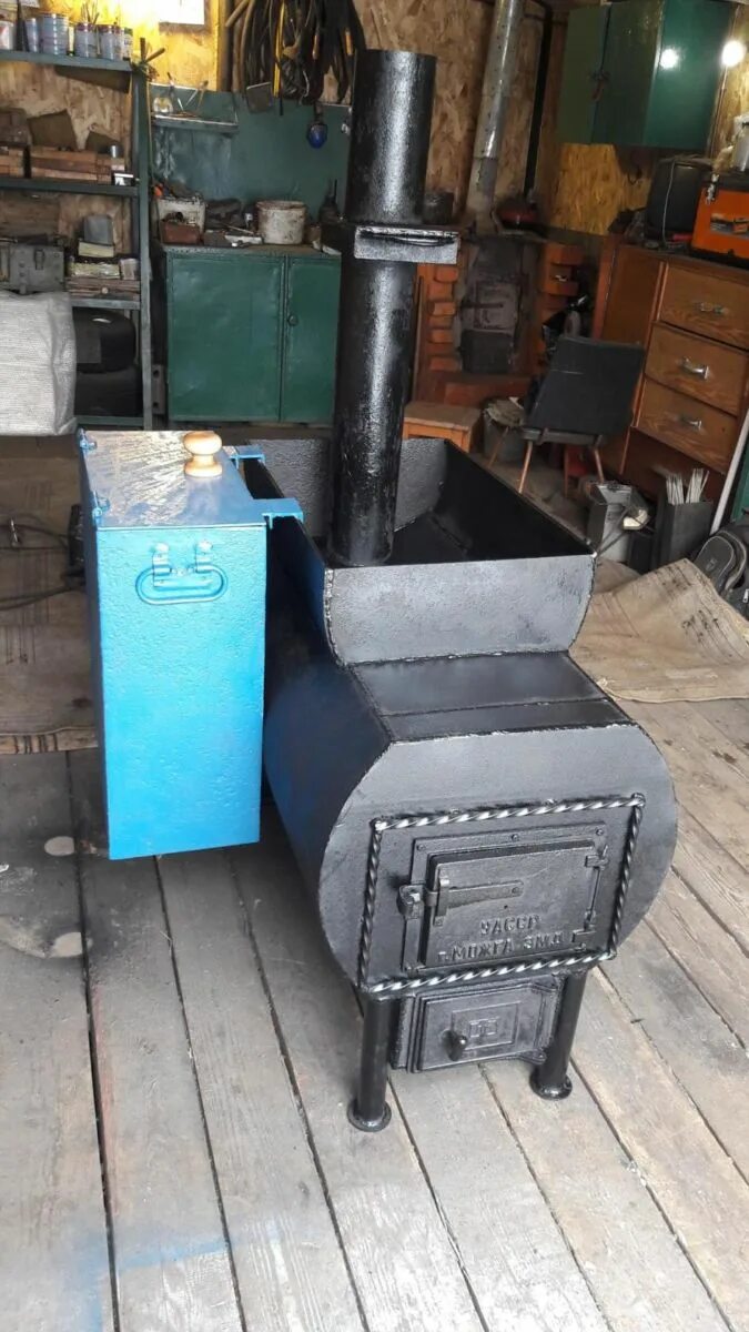 Печь для бани из металла. Банные печи с баком из 530 трубы. Самодельные печи для бани с баком. Баком. Печь для бани из металла.