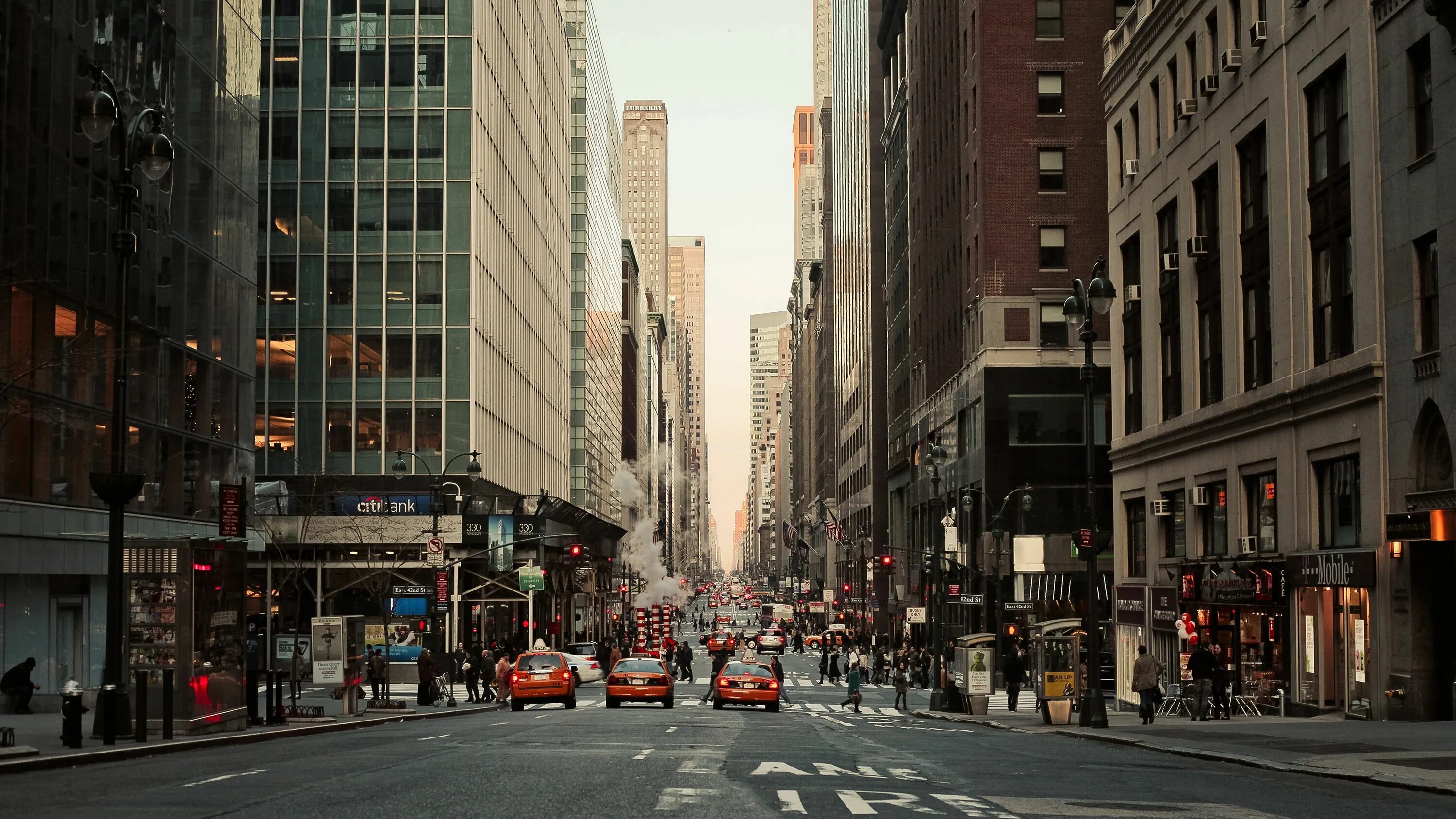 New york street 1. Нью йорк 14 стрит. Улица в движении. Улицы нью-йорка вид сбоку. New york street 1.