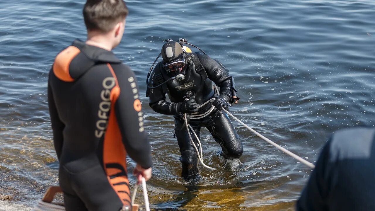 Места в волгограде для подростков. Волгоград подросток. Детский поезд волгоград. Волгоград подросток. Подросток один в городе.