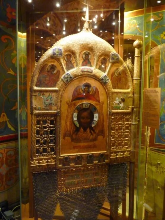 Цепи блаженных 6. Огромный двуручный цеп. Кнут кастлвания. Кистень моргенштерн двуручное. Цепи блаженных 6.