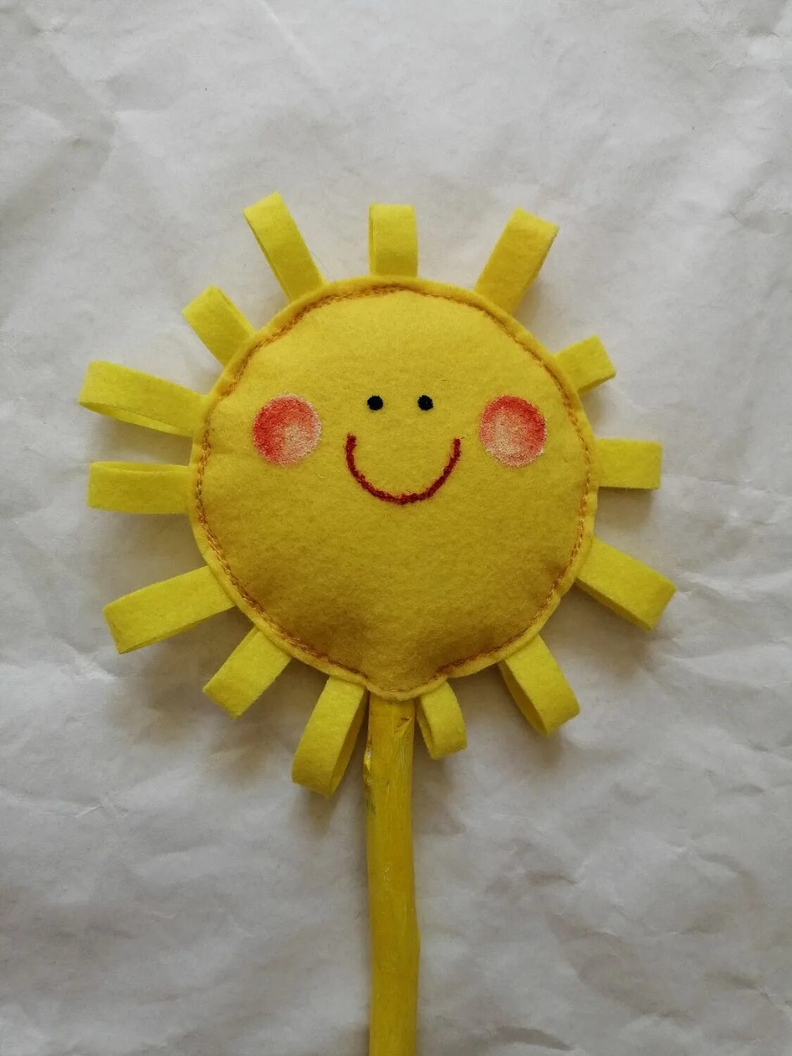 поделка солнце. солнце на палочке. солнышко на палочке своими руками.