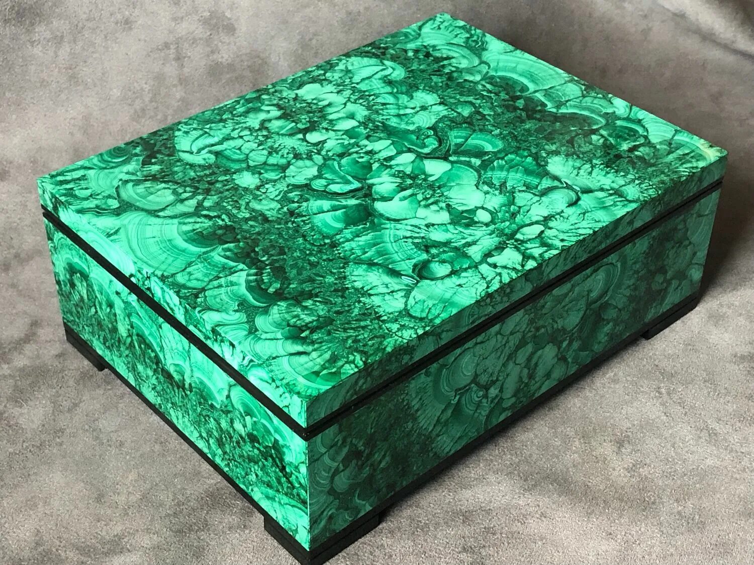 шкатулки малахит малахитовая шкатулка. турчанинов малахитовая шкатулка. галина назаренко малахитовая шкатулка. малахитовая шкатулка своими руками. шкатулки малахит малахитовая шкатулка.