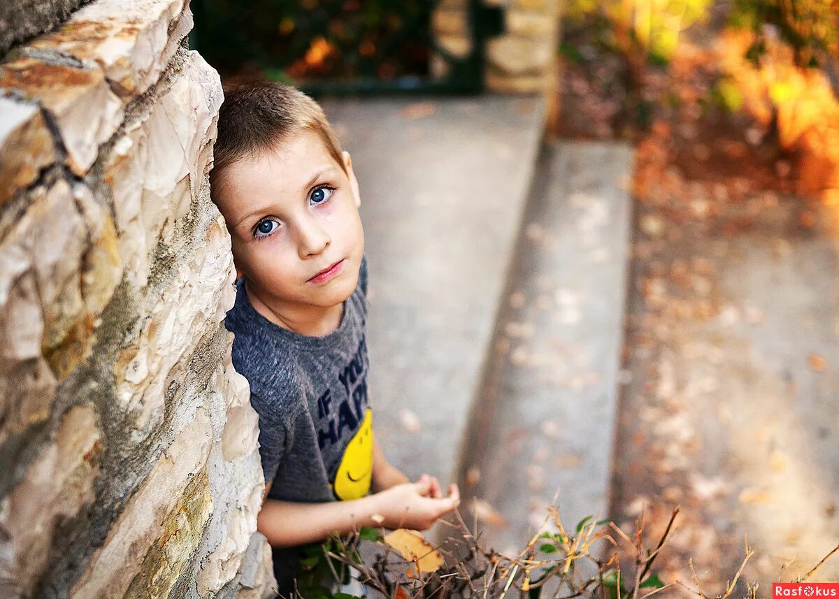 What does autism mean. Oliver tree meme. A child who reads will be an adult who thinks картинка. эванна линч 2003. даршил сафари индийский актёр сейчас.