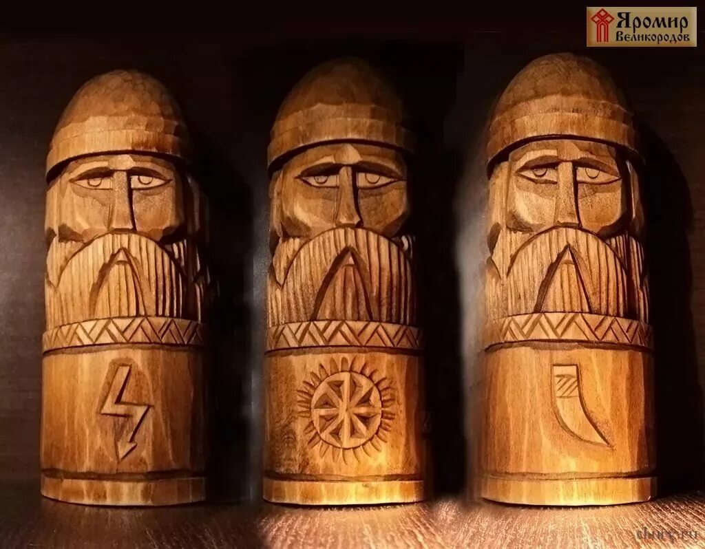 Статуи истуканов на острове пасхи. Вещь идол 5 букв. Вещь идол 5 букв. Идол гурмана. Идолы шигирского идола.