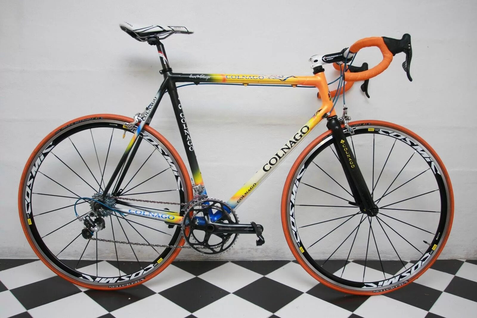 Colnago велосипеды. Colnago c40. Шоссейный велосипед Colnago c50. Colnago c40 Team Mapei. Colnago Gold c40.