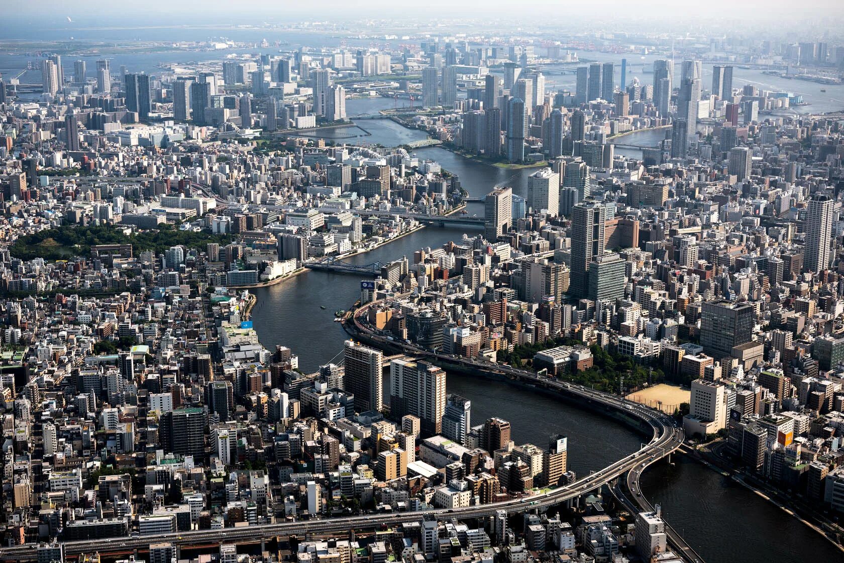 Япония крупнейший в мире. Агломерация Токио. Токио столица Японии. Токио Йокогама агломерация. Токио с высоты птичьего полета.
