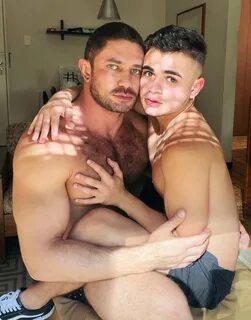 Dato Foland. 