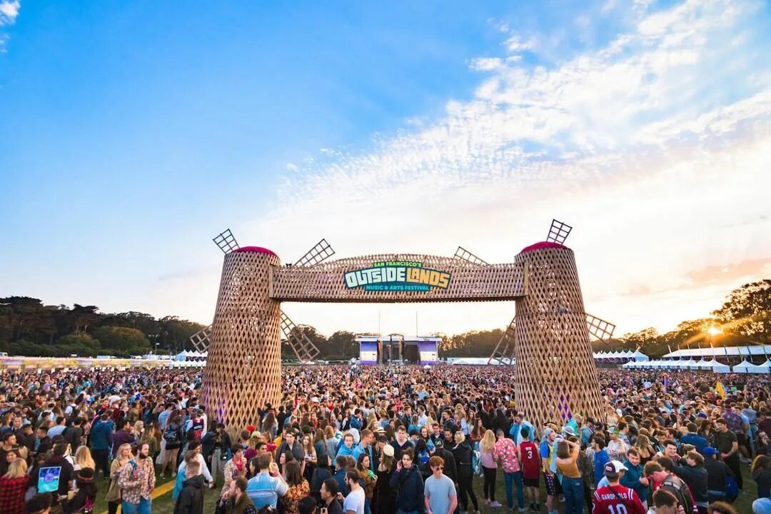 Mysteryland фестиваль. Айстедвод в уэльсе. National festivals. Фестиваль nature party. Outdoor festival.