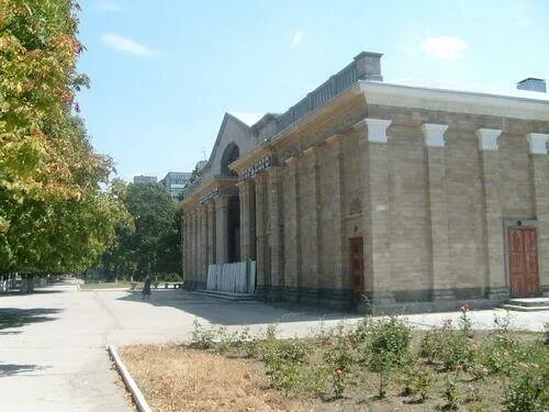 театр горького бендеры. кинотеатр бендерах. кинотеатр бендерах. кинотеатр им. горькоготбендеры.