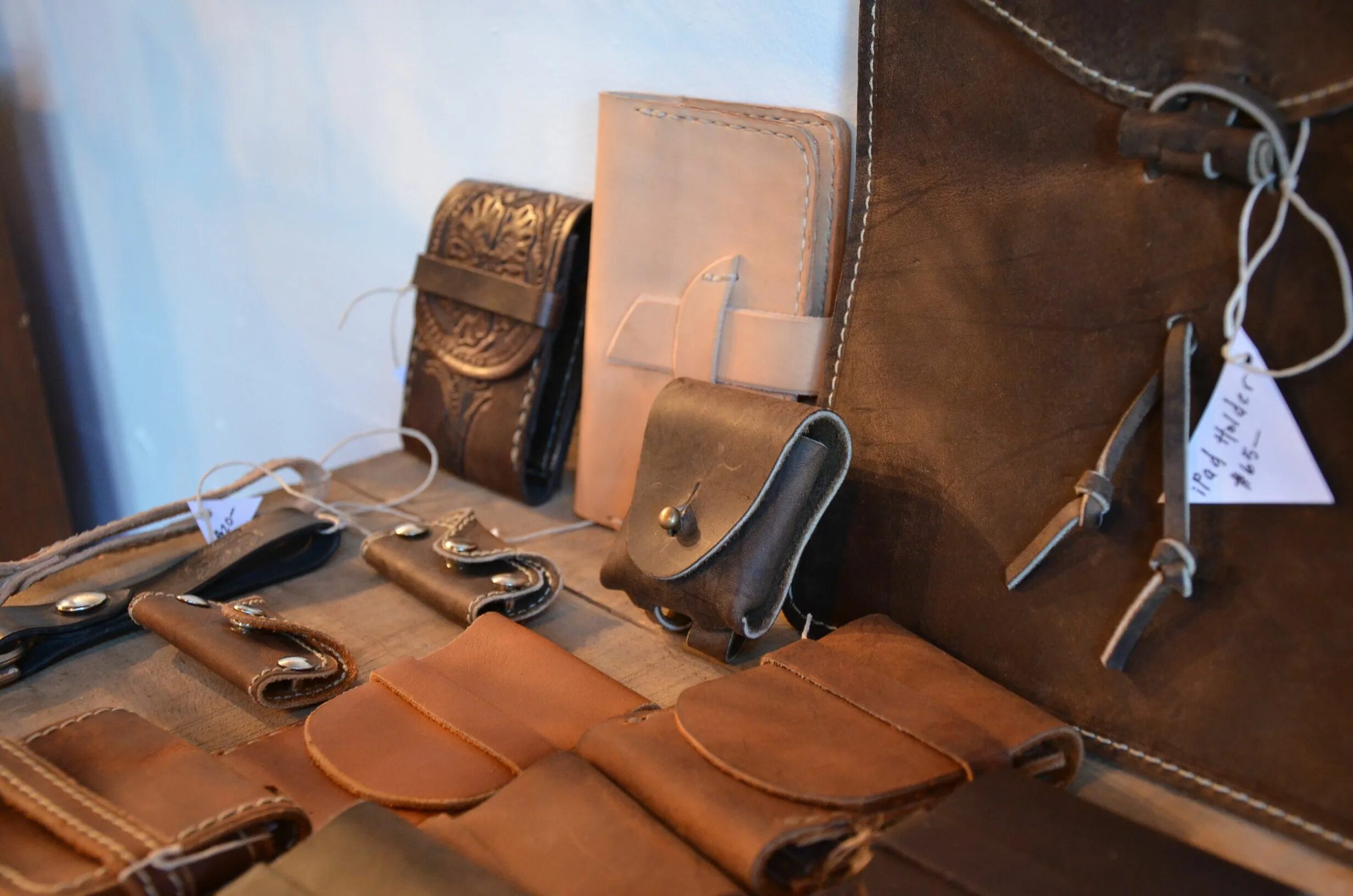 Творчество с кожей. Leather goods tak1. Karaleva Fine Leather goods сумки. Leather goods
