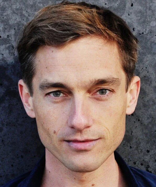 Фолькер брух актер. Фолькер брух. Фолькер брух вавилон берлин. Фолькер брух актер. Фолькер брух вавилон.