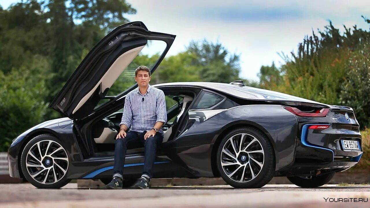 Какая машина нравится. БМВ спорткар i8. BMW i8 духлесс. BMW i8 Пинчук. BMW i8 духлесс 2.