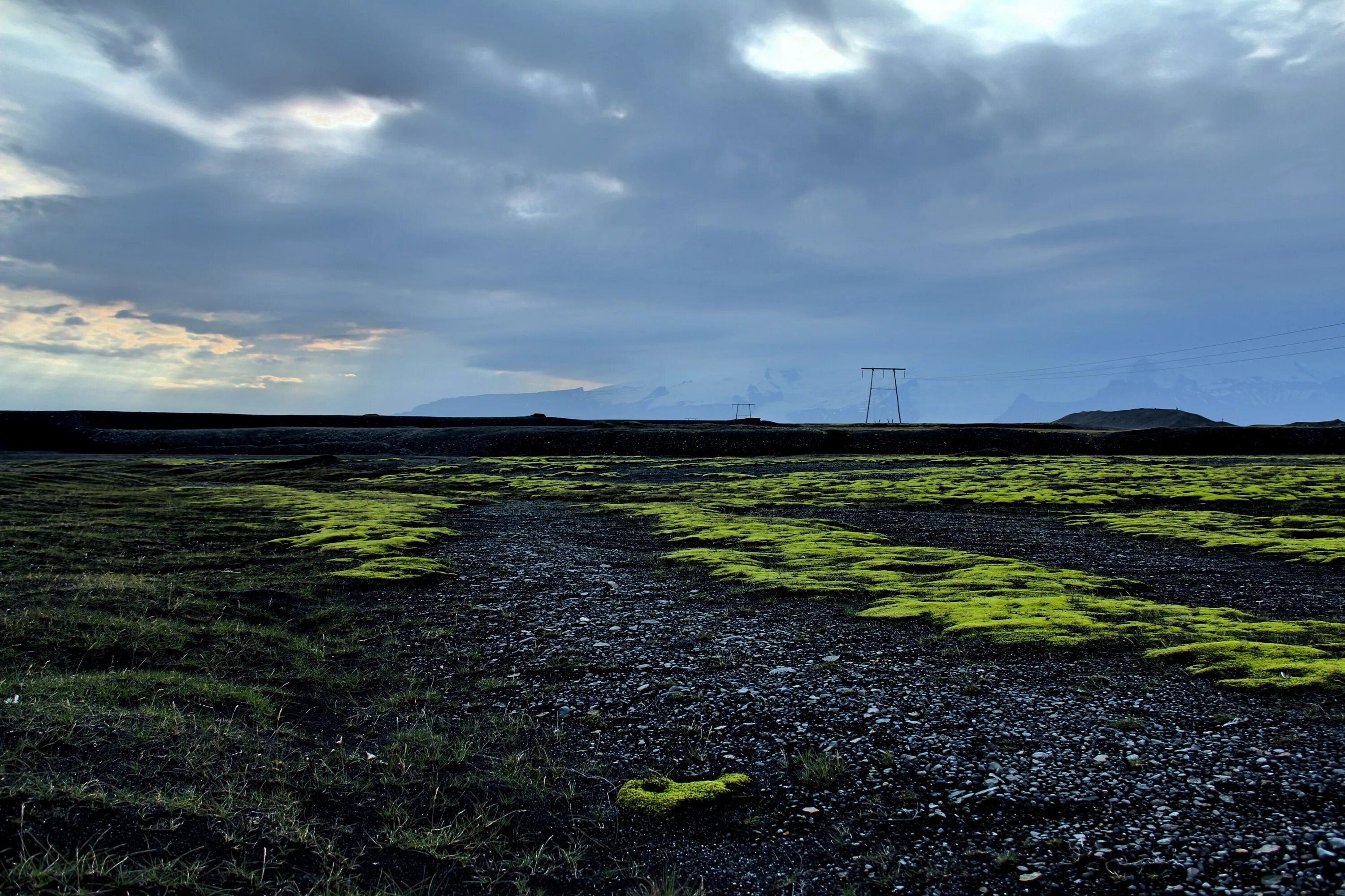 Mos clouds. Зеленая Пустошь. Зеленый пустырь. Высокий мох Исландия. Lancashire Plain.