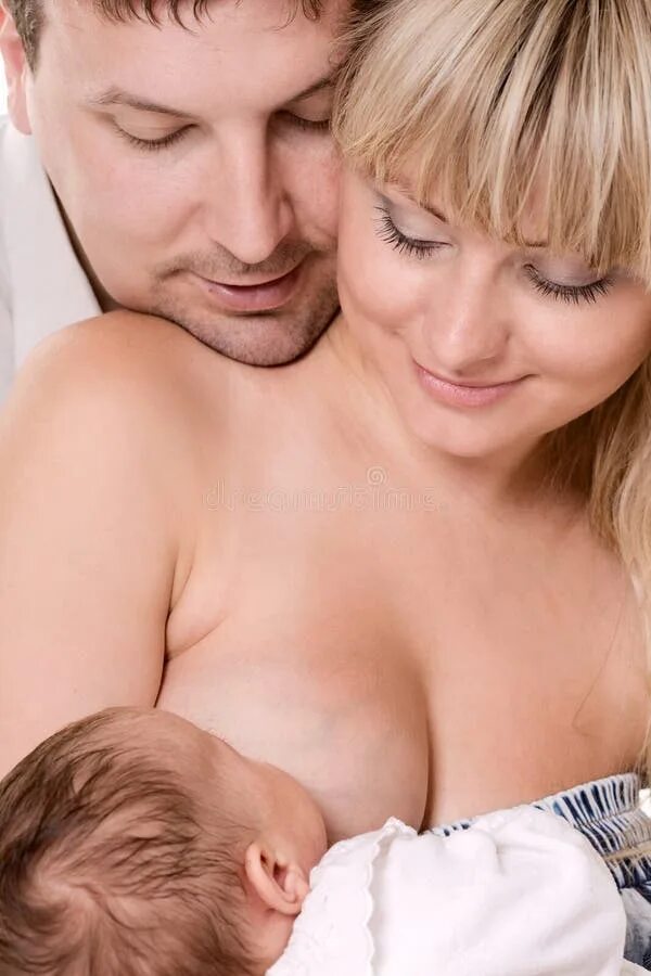 Хочу маму своей девушки. Мать и дочь ищут спонсора. Грудное вскармливание взрослых мальчиков. Встреча мамы и дочери. Хочу маму своей девушки.