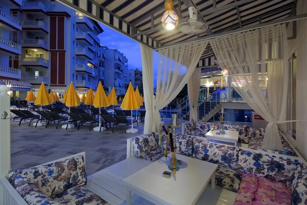 Villa sunflower hotel аланья. Villa sunflower aparts &amp; suites турция, алания. villa sun flower hotel 4*. villa sunflower apart suites 4. villa sunflower apart suites 4 алания.