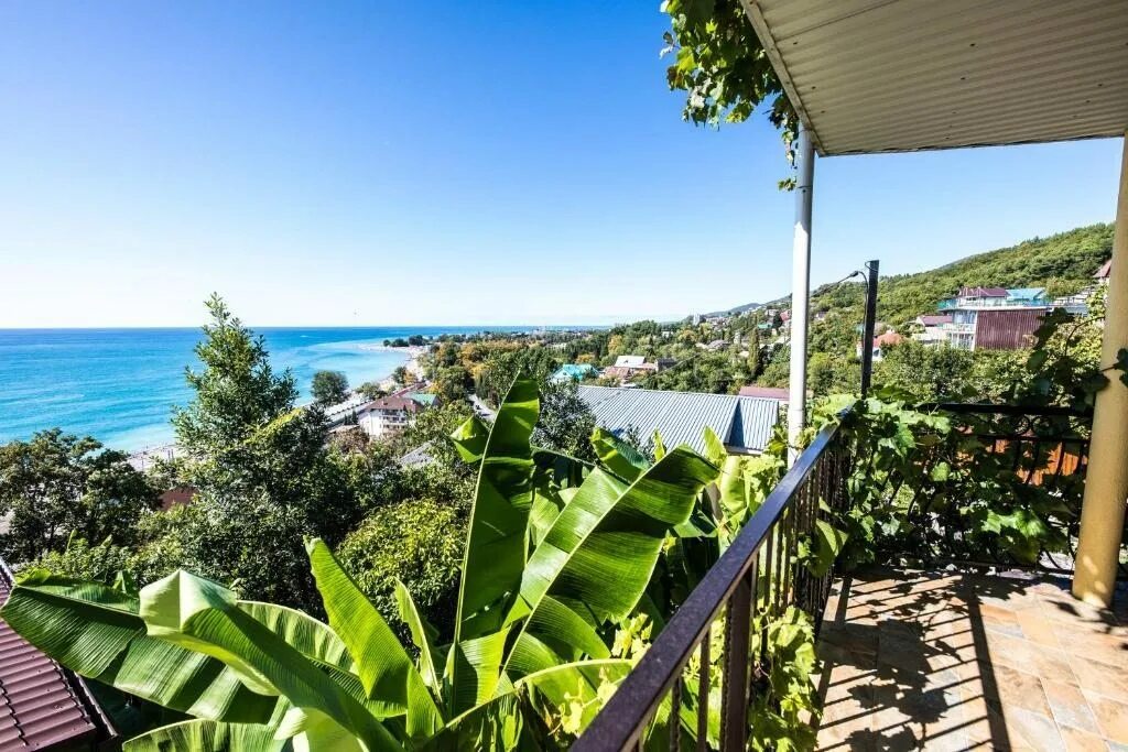 Лазаревское ул новая домик у моря. Говорова 10а лазаревское. Отель севен лазаревское. Домик в лазаревском снять недорого у моря. Гостевой дом у андрея лазаревское.