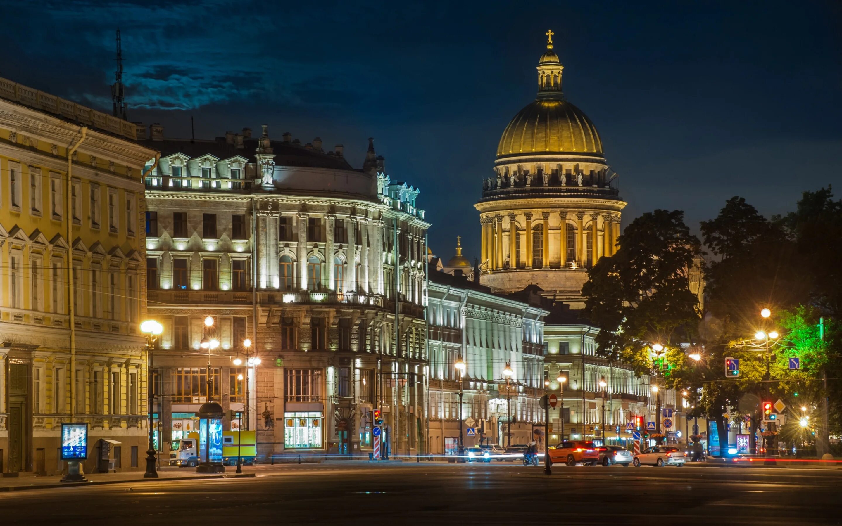 Дворцовая площадь с высоты птичьего полета фото. Light saint petersburg. Фестиваль света дворцовая. Light saint petersburg. Сан петербург фото.
