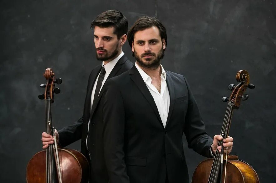 Дуэт виолончелистов. Дуэт виолончелистов 2cellos. Виолончелисты 2 Cellos.