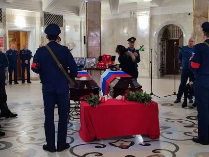 Простились с погибшими летчиками в твери