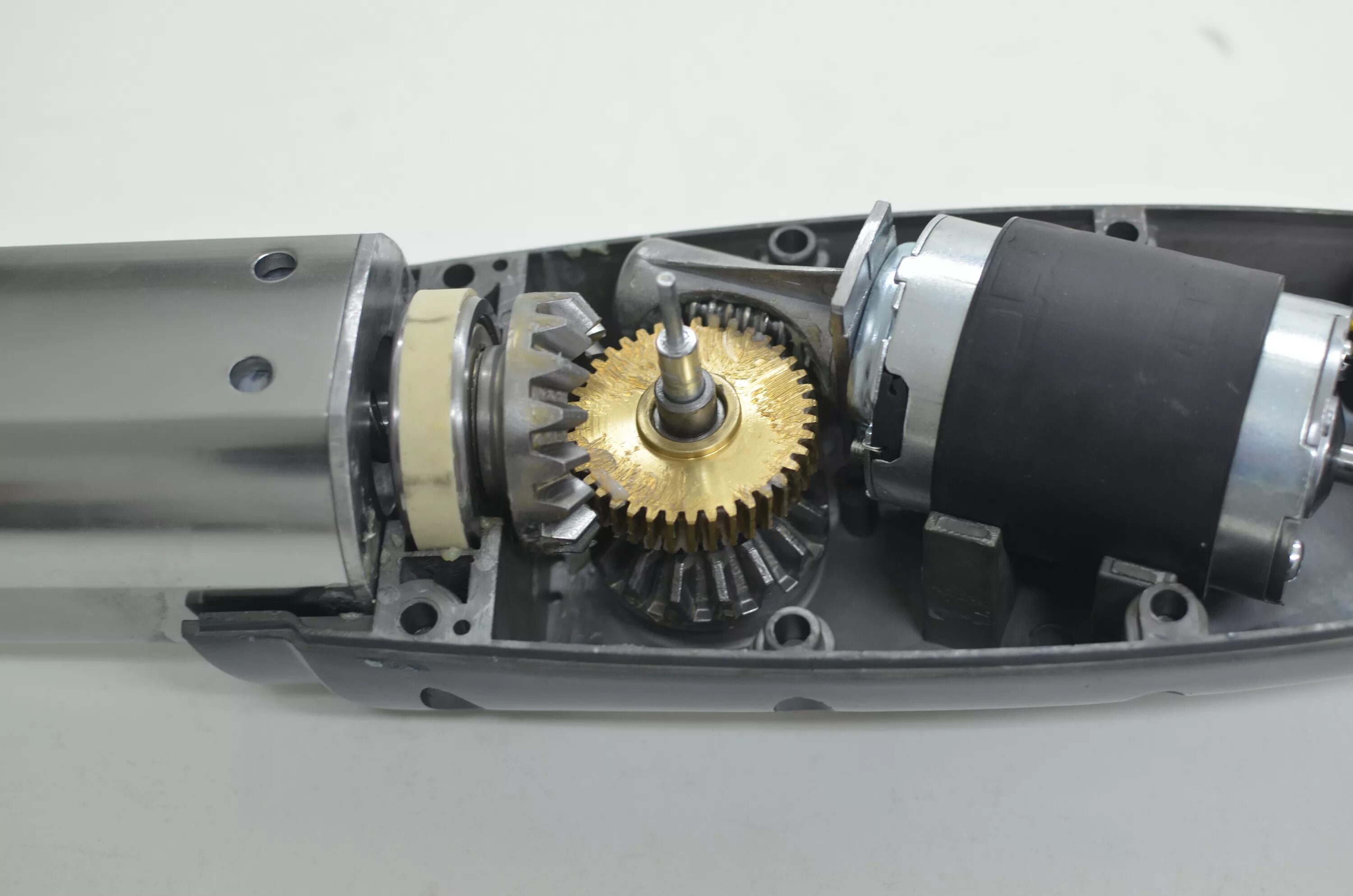 Редуктор распашных ворот. Редуктор распашных ворот. Электродвигатель для редуктора открывания ворот. Червячный мотор редуктор привод распашных ворот. Мотор с редуктором для распашных ворот с али.