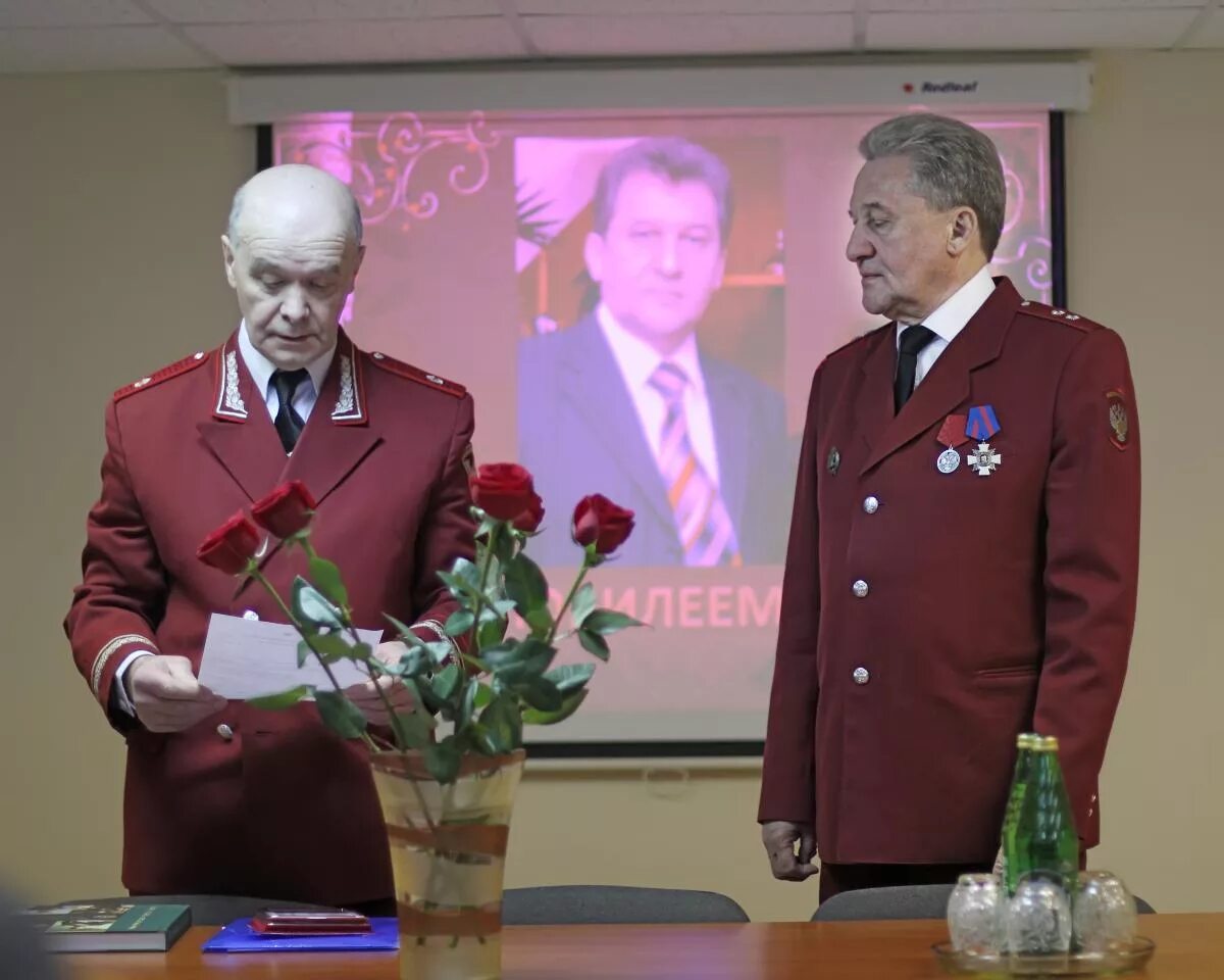 Олег климушин курск. Курский роспотребнадзор. Роспотребнадзор по курской области протоколы. Главный санитарный врач курской области. Санитарный врач курской области № 6.