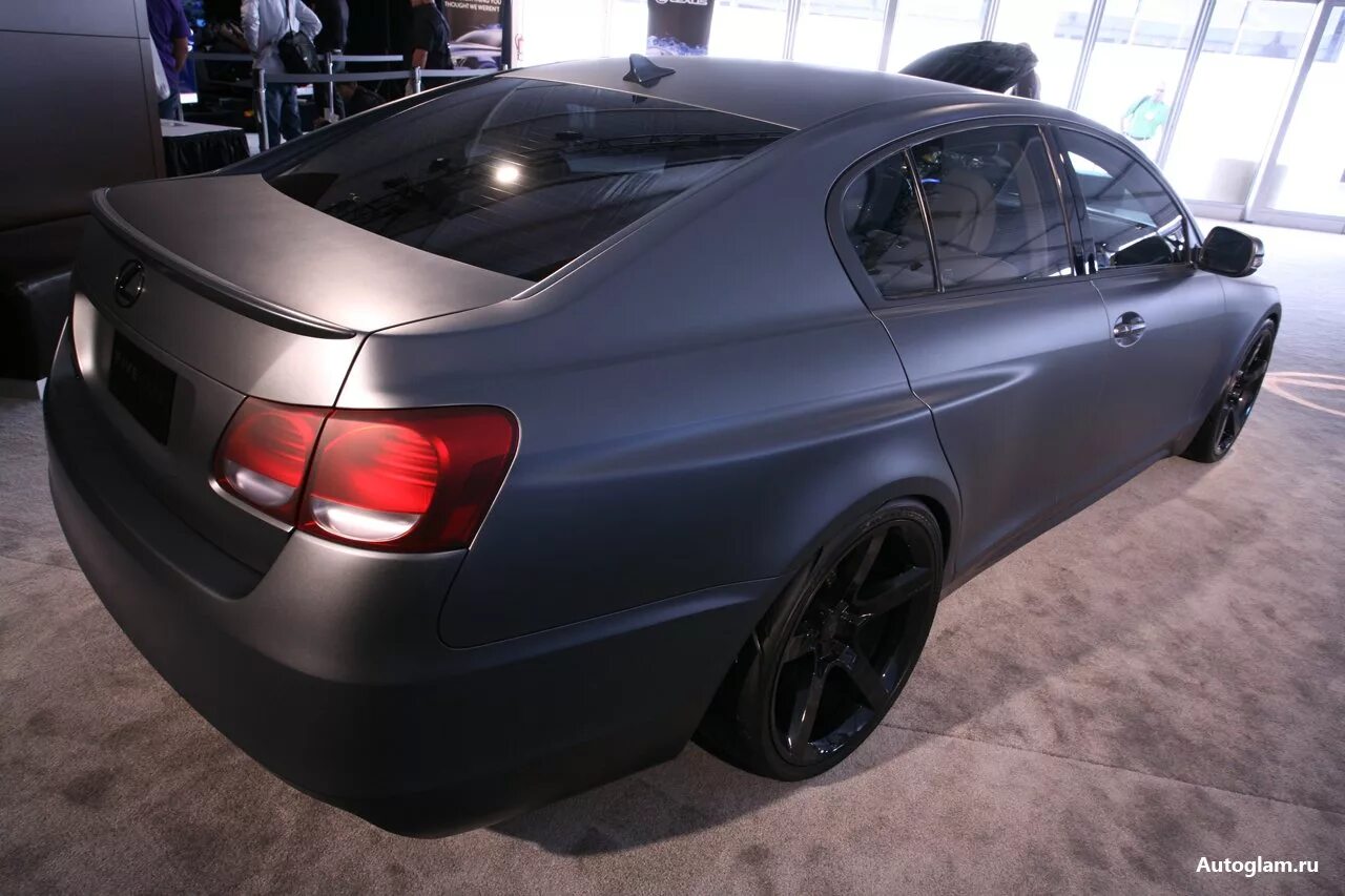 Лексус gs300 красный. Матовый крайслер 300с. Dc tuning. 300 матовая. Крайслер 300с черный srt матовый винил.