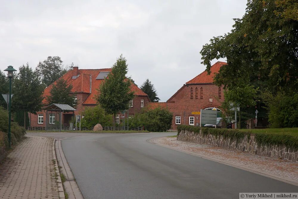 Типичная деревня в Германии. Типичная немецкая деревня. Немецкий Хутор в Германии. Кисдорф Германия.