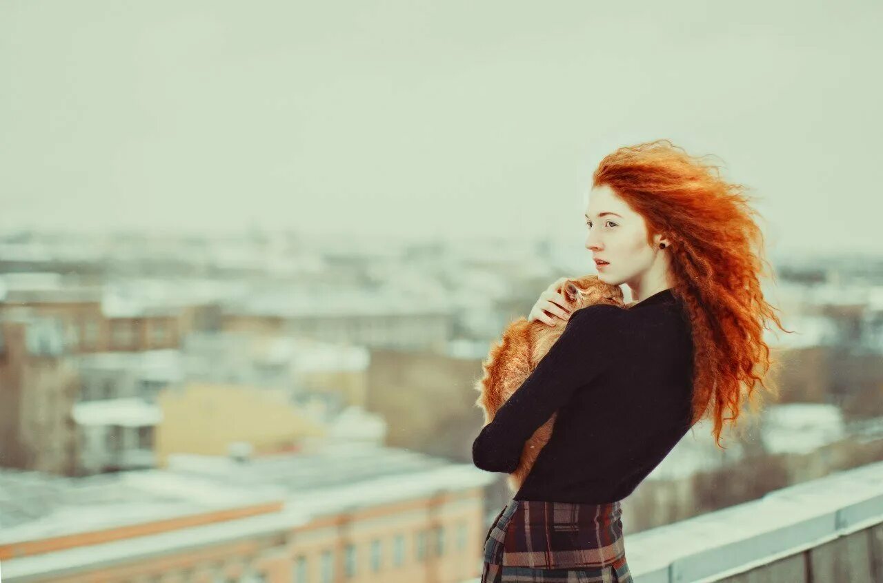 Фрэнсис кумб рыжая. Рыжие девушки прикольные. Девушки любят рыжих. Рыжеволосая катрин кюн. Рыжие девушки.
