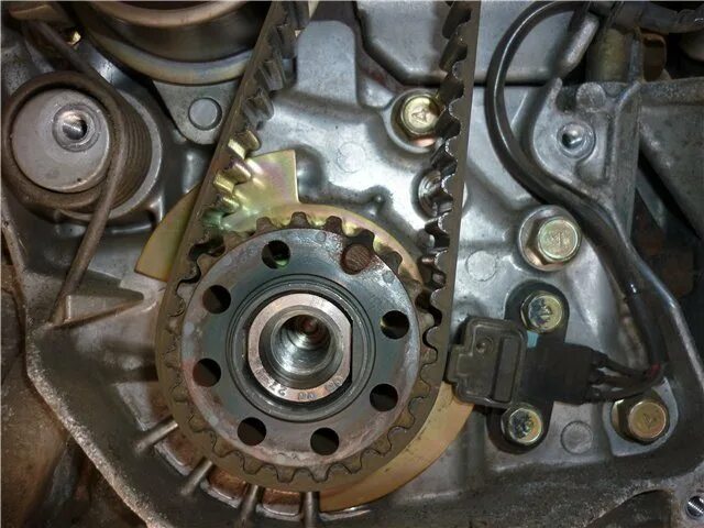 Мицубиси каризма грм. 6. Метки грм лансер 9 1. 8 грм. Грм лансер 9 1.