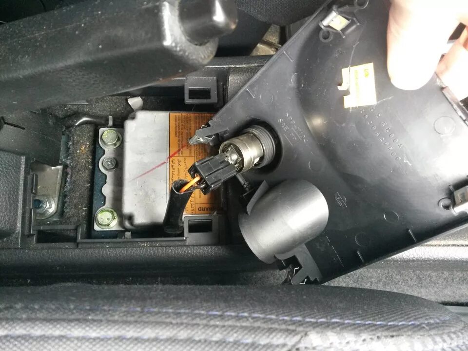 Подсветка АКПП, замена лампы - Nissan Tiida (1G), 1,6 л, 2011 года электроника D