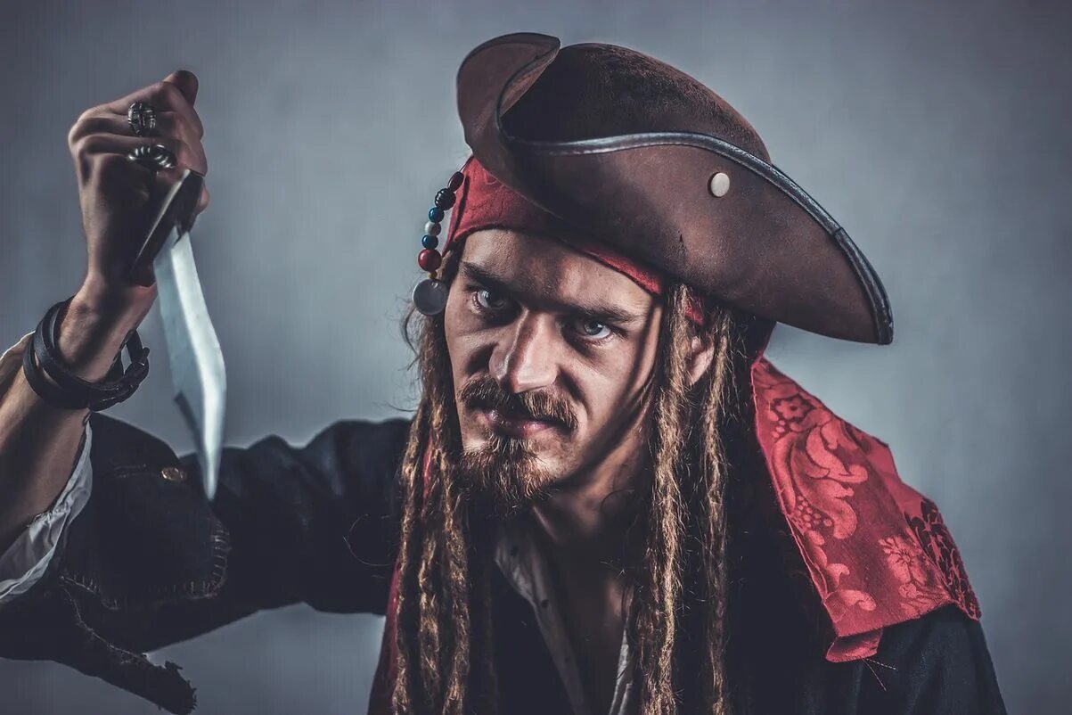 Самый лучший пират. Джон Квелч пират. Джон Сильвер пират. Джон Сильвер пираты Карибского моря. Злой пират.