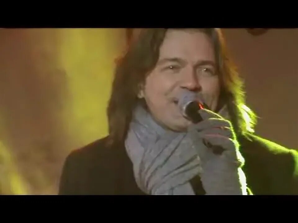 Маликов с микрофоном. Маликова все будет. Маликова все будет. Маликова все будет. Маликова все будет.