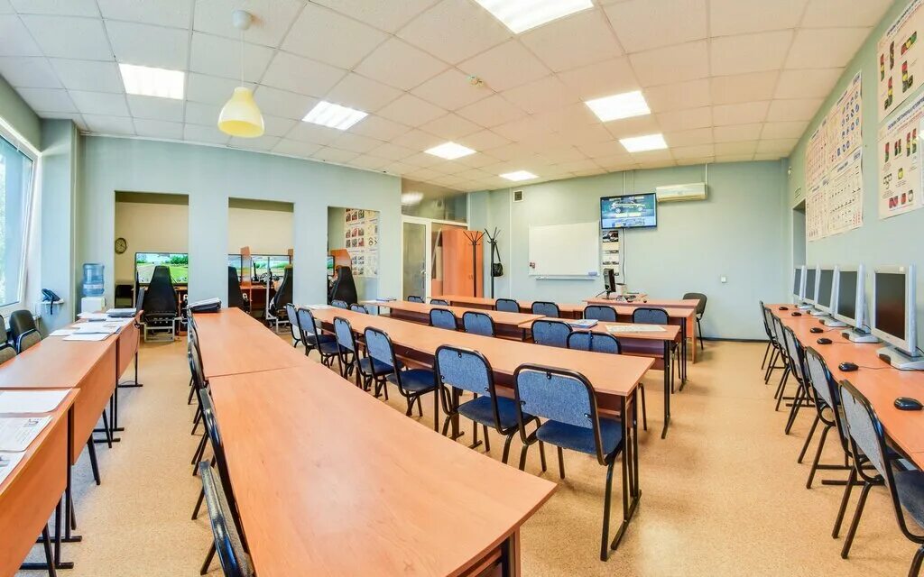 красный путь 24 1. школа вождения перекресток омск. омск офис перекресток автошкола. красный путь 24 1. автошкола перекресток омск инструктора по вождению.